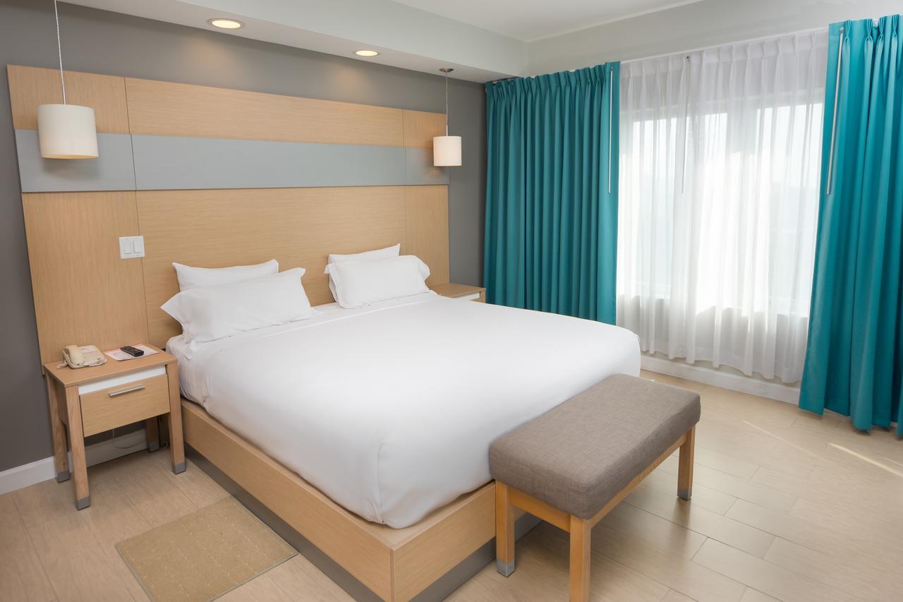 Hotel Royal Oasis (Adults Only) Port-au-Prince Buitenkant foto